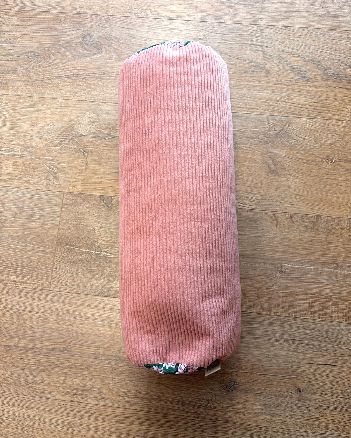 Bolster rose cousu main Studio Santosha