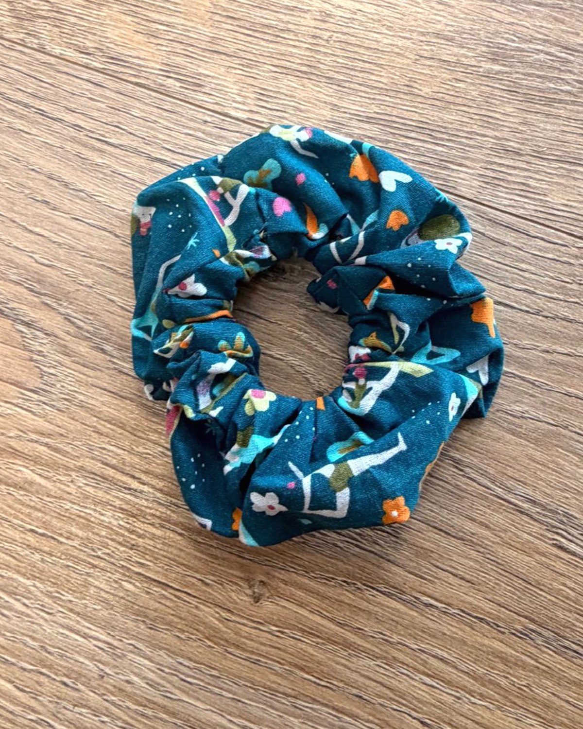 Chouchou bleu pétrole yoga