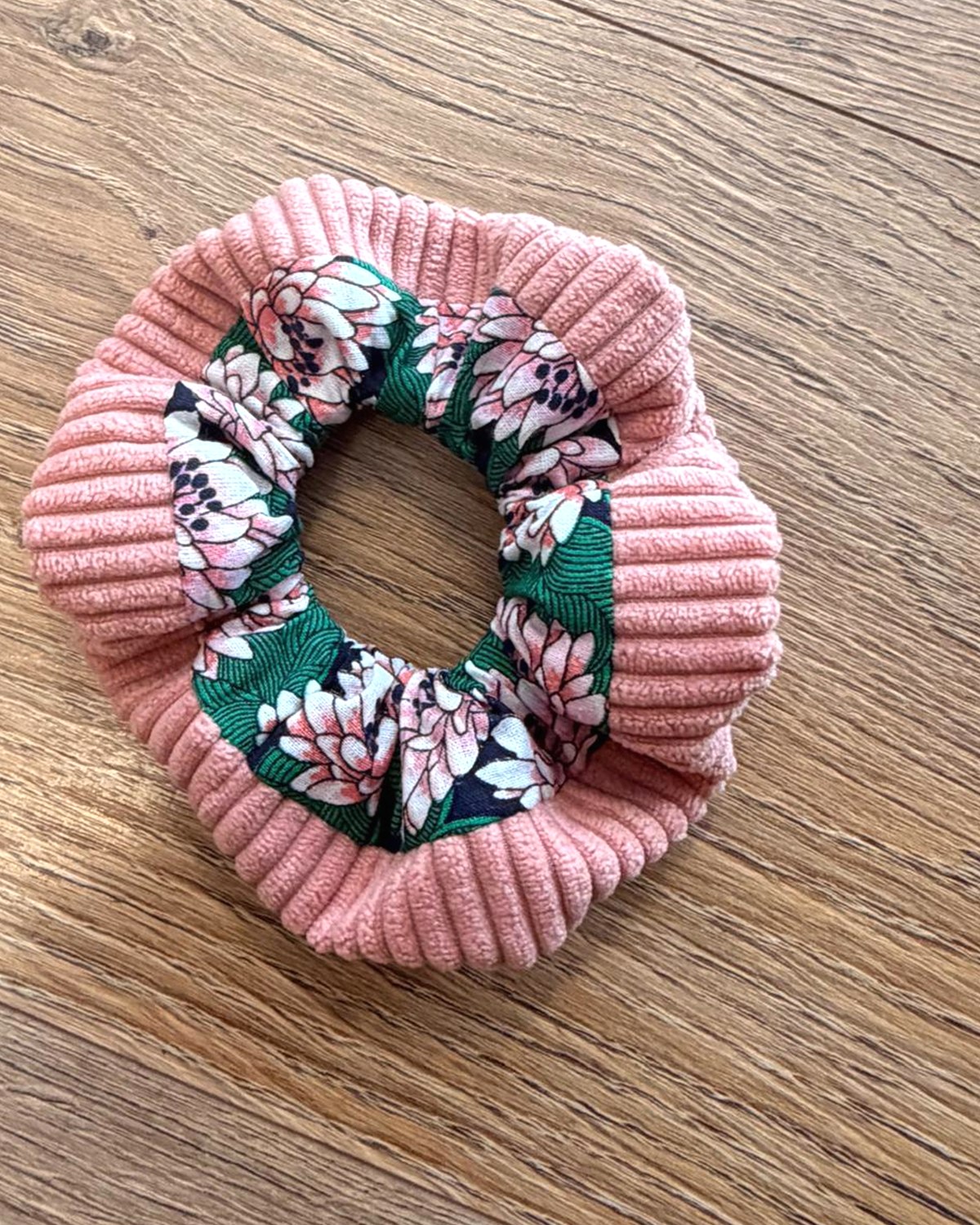 Chouchou rose velours et lotus